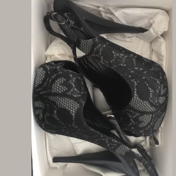 Giuseppe Zanotti Shoes - Giuseppe zanotti lace platform slingback NWB 38.5